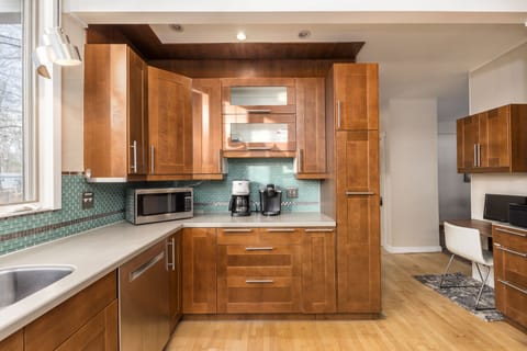 Fully stocked kitchen.