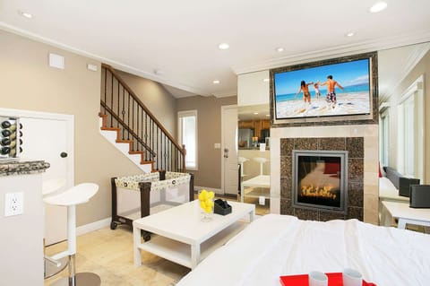 Relax in this open-plan space.