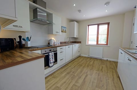 Dog Friendly, Peaceful Location