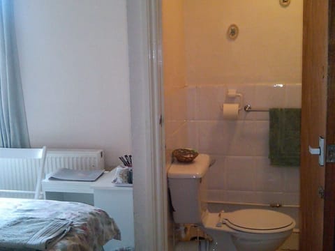 Twin Room, Shared Bathroom