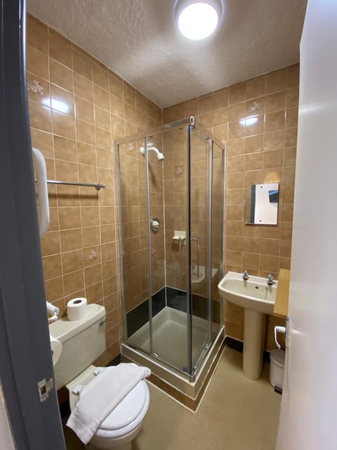 Twin Room, Ensuite