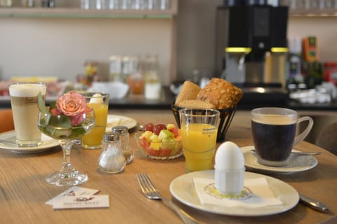 Daily buffet breakfast (EUR 15 per person)