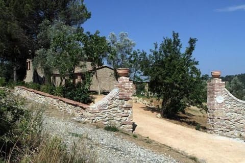 TUSCANY FOREVER PRIVATE VILLA BERTI in MONTESCUDAIO