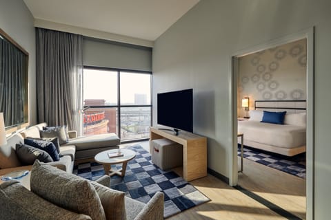 Grand Suite, 1 King Bed | In-room safe, desk, laptop workspace, iron/ironing board