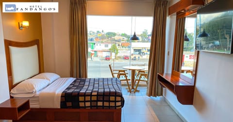 Deluxe Double Room | Iron/ironing board, free WiFi, bed sheets