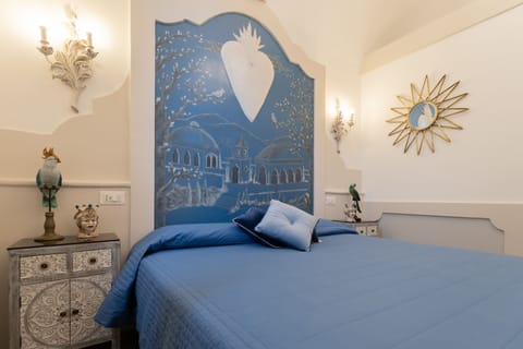 Deluxe Room, 1 Bedroom, Ensuite | Frette Italian sheets, premium bedding, down comforters