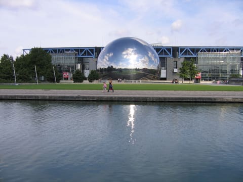 Cheap Paris. New apartment in town house near the center. Apartment in Pantin