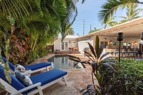 Welcome to Paradise!