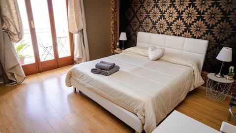 Triple Room, Balcony (84) | Minibar, desk, free WiFi, bed sheets