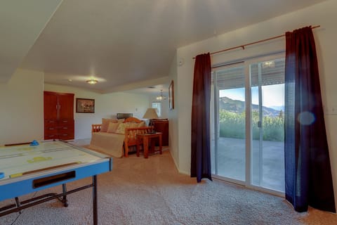 House, 3 Bedrooms | View from property