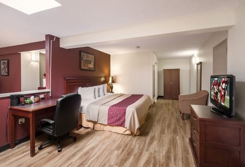 Suite, 1 King Bed, Non Smoking | Desk, blackout drapes, free cribs/infant beds, free WiFi