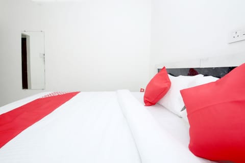 Basic Double Room | Bed sheets