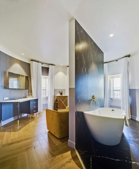 Suite, Sea View (Alberola) | Bathroom | Designer toiletries, hair dryer, bathrobes, slippers