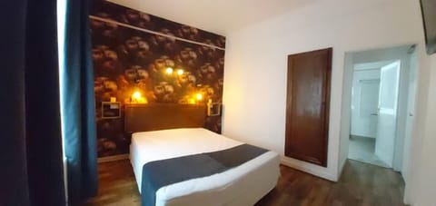 Double Room | Desk, soundproofing, travel crib, free WiFi