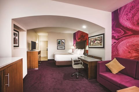 Deluxe Room, 1 King Bed, Non Smoking (Deluxe Executive Room) | Room amenity