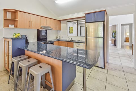 Villa, 3 Bedrooms, Ground Floor | Private kitchen | Full-size fridge, microwave, stovetop, dishwasher