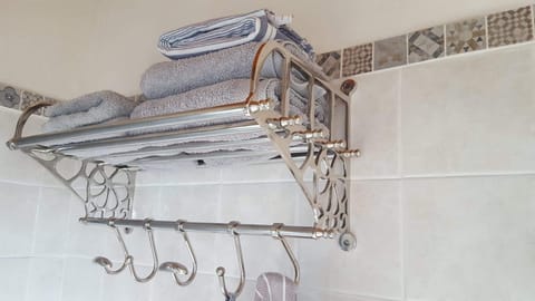 Hotel quality details in shower room