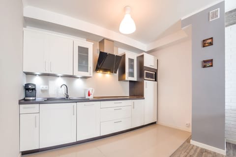 Apartment (22) | Private kitchenette | Fridge, microwave, stovetop, electric kettle