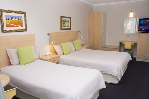 Twin Room | 1 bedroom, premium bedding, pillowtop beds, desk