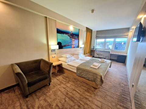 Panoramic Double Room, Terrace | In-room safe, desk, soundproofing, iron/ironing board