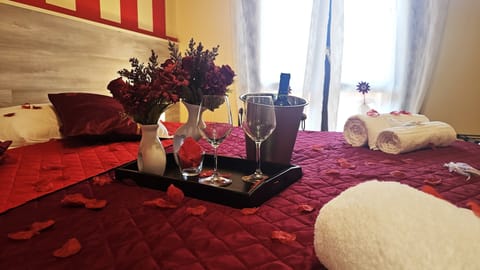 Romantic Double or Twin Room, 1 King Bed, Private Bathroom (External) | Egyptian cotton sheets, premium bedding, down comforters