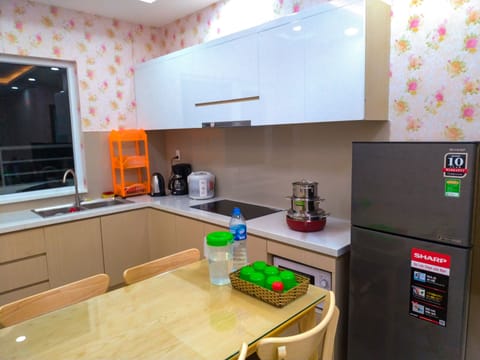Luxury Apartment, 2 Bedrooms | Private kitchen | Fridge, microwave, stovetop, rice cooker