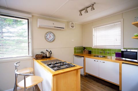 Terrace One-Bedroom Apartment | Private kitchen | Fridge, microwave, oven, dishwasher