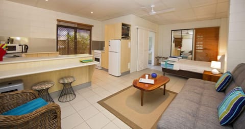 Apollo Jewel Unit 3 | Bathroom | Shower, free toiletries, hair dryer, towels