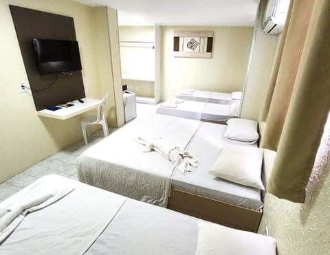 Family Room | Minibar, in-room safe, soundproofing, free WiFi