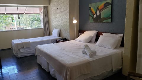 Deluxe Triple Room | In-room safe, free WiFi