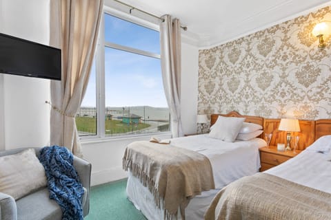 Comfort Double or Twin Room, Sea View (Room 2) | Hypo-allergenic bedding, iron/ironing board, free WiFi, bed sheets