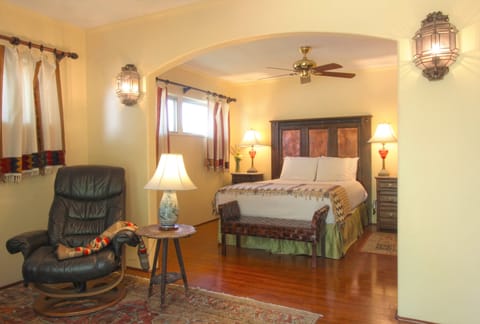 Durango Casita | Premium bedding, pillowtop beds, individually decorated
