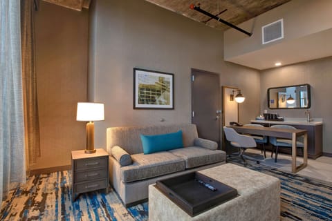 Studio Suite, 1 King Bed | Living area | Flat-screen TV