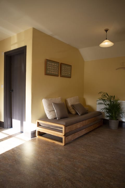 Superior Suite, Ensuite, River View (Room 3)