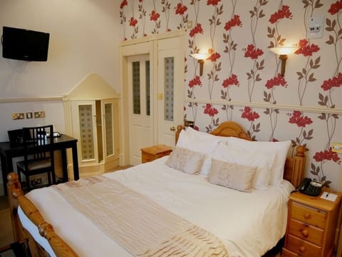 Standard Double Room, Ensuite | Free WiFi