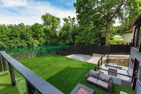 Relax on your turf terrace (unfortunately fire pit had to be removed).