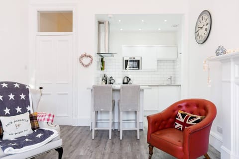 5*Beautiful&Vintage, spacious in chic location! Apartment in Edinburgh