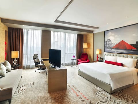 Premium Room, 1 King Bed (Luxury) | 1 bedroom, premium bedding, down comforters, minibar