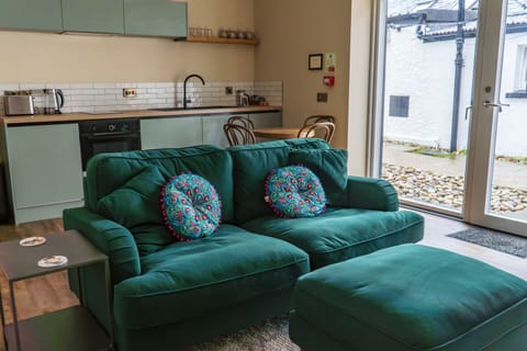 Apartment, Private Bathroom (Campbell) | Lounge