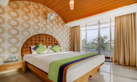 Premium Room | Iron/ironing board, rollaway beds, free WiFi, bed sheets