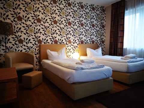 Standard Double Room | Free WiFi, bed sheets