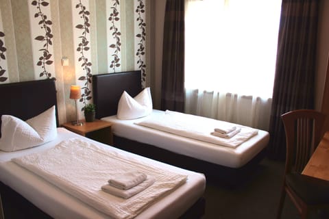 Standard Double Room | Free WiFi, bed sheets