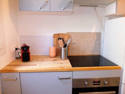 Fc1e9323 97d3 4748 a26d 4d022ae2cd6c