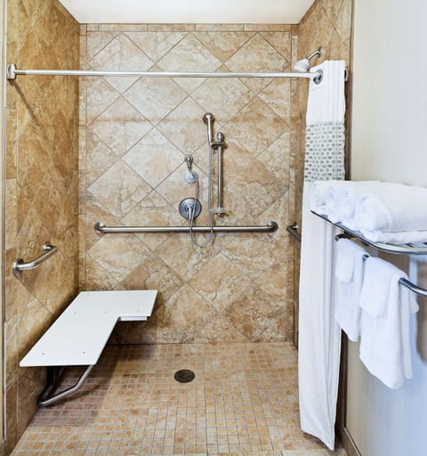 Suite, Accessible, Non Smoking | Bathroom | Shower, free toiletries, hair dryer, towels