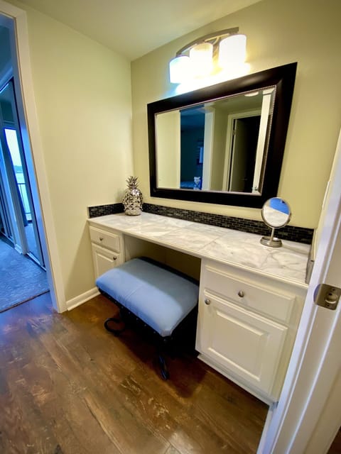 The vanity and changing room help you get ready for a night out on the town!