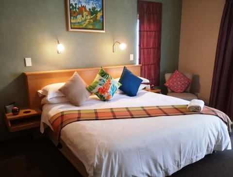 Triple Room | Free WiFi, bed sheets