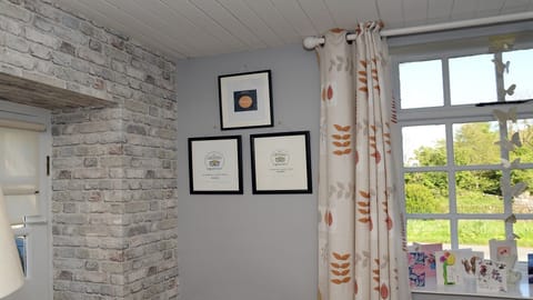 window view to the front garden