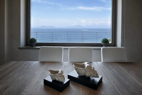 View from the interior dinning-room