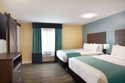 Suite, 2 Rooms, 2 Queen Beds, Non Smoking, 2 Bathrooms | Egyptian cotton sheets, premium bedding, down comforters, pillowtop beds