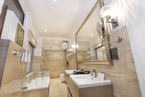 Premier Double or Twin Room, 1 Bedroom | Bathroom shower